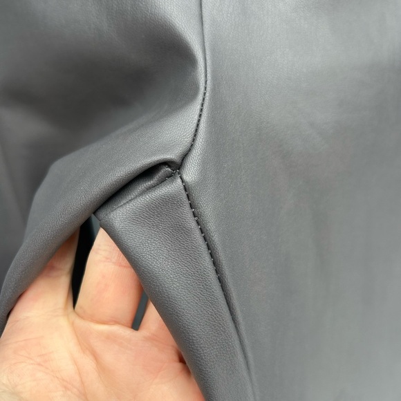 7 for all Mankind Grey Faux Leather Leggings, Size M - Picture 6 of 8